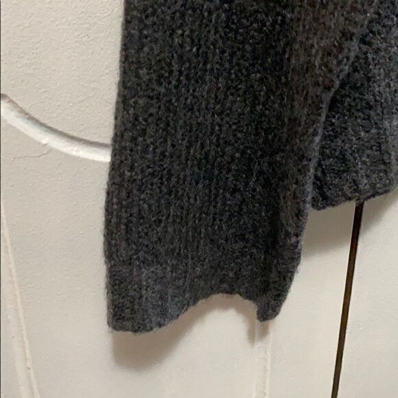 BP. Gray sweater size small - Picture 4 of 7